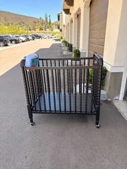 Black mini crib