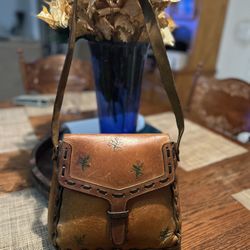 Vintage Purses (located In Madera)