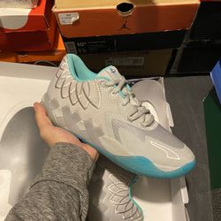 Puma LaMelo Ball UFO size 9.5 USED But Clean