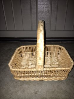 Wicket Basket W/Handle