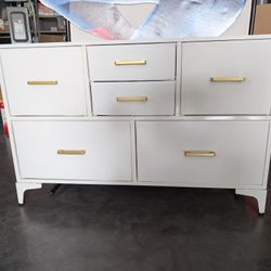 6 Drawer Dresser white