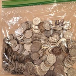 242 TOTAL MIXED 90%  SILVER Dimes**$24.2 FACE VALUE TOTAL**PRICE 💯 % FIRM!!