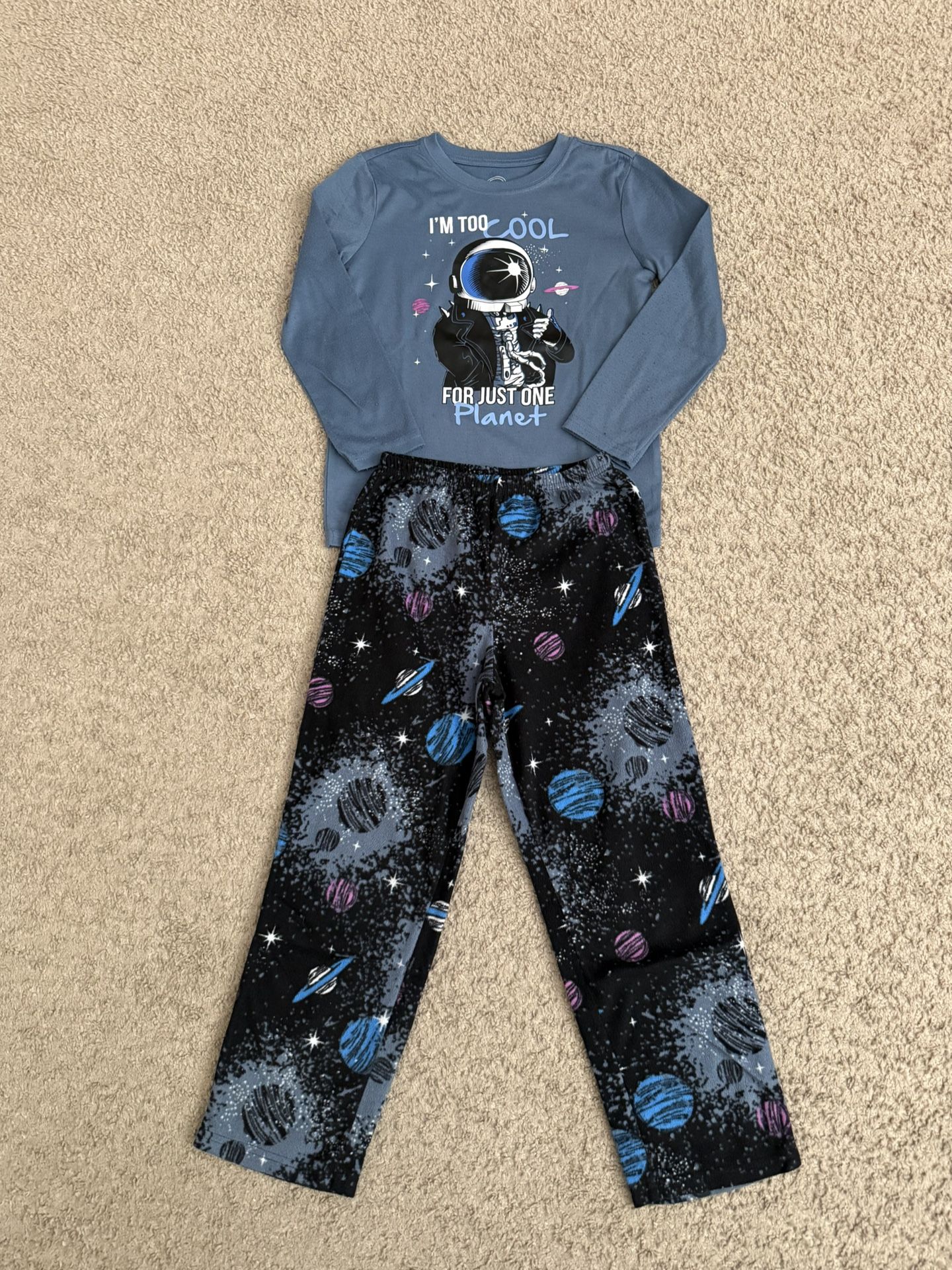 Boys Fleece Pajama Set - Size 6/7