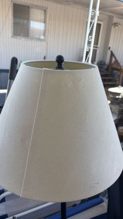 Floor lamp