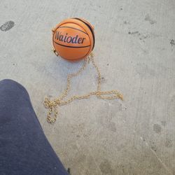 Small basket ball purse