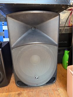 Macie thump TH 15A 15" inch powered loudspeaker