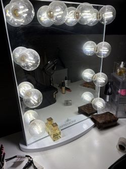 Vanity Mirror With Plugs And Dimmer 
