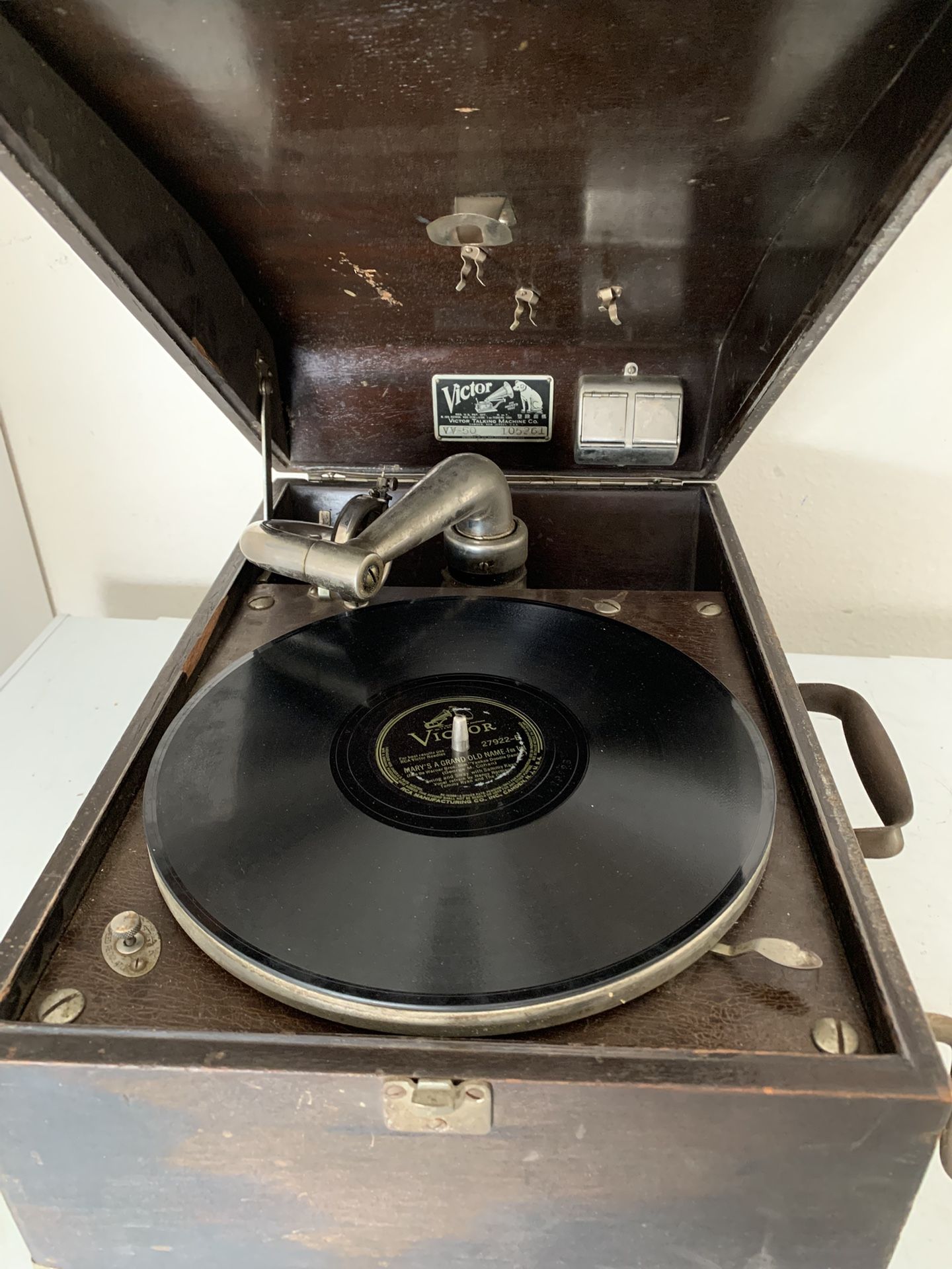 Antique Portable Victor Talking Machine