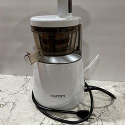 Hurom HP personal juicer