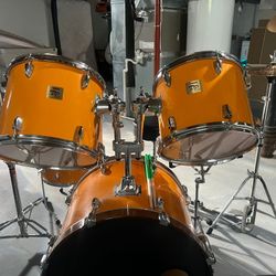YAMAHA Drums Like New Condition.  $600  