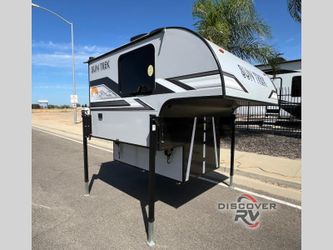 2027 Sun Trek 550