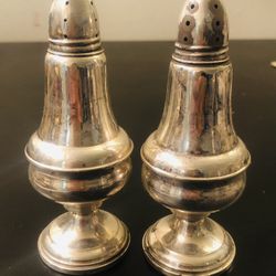 Vintage Large Sterling Silver Weighted Salt And Paper Shaker 