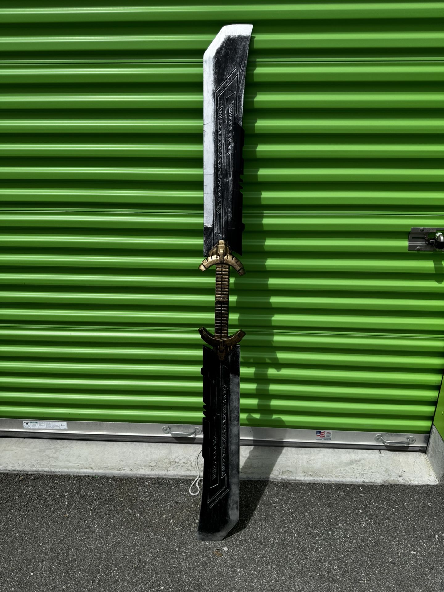 Prop Thanos Cosplay Sword