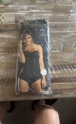  New.  Ann Chery  Black   Faja 