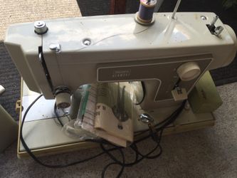 Sears Kenmore sawing machine model 1218