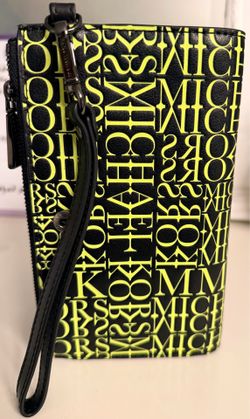 Micheal Kors Wallet