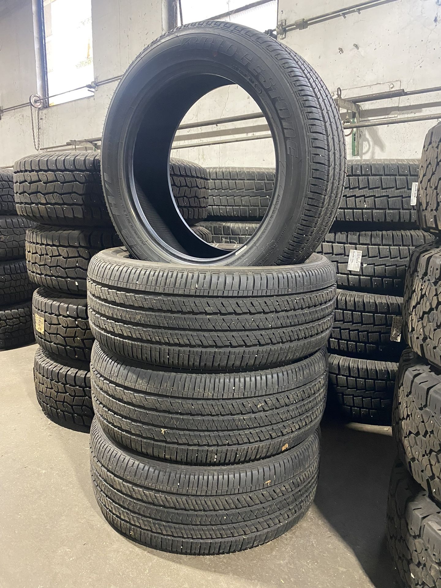 Bridgestone Dueler H/L (4)