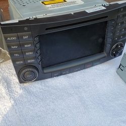 Mercedes Radio With Bluetooth E(contact info removed)