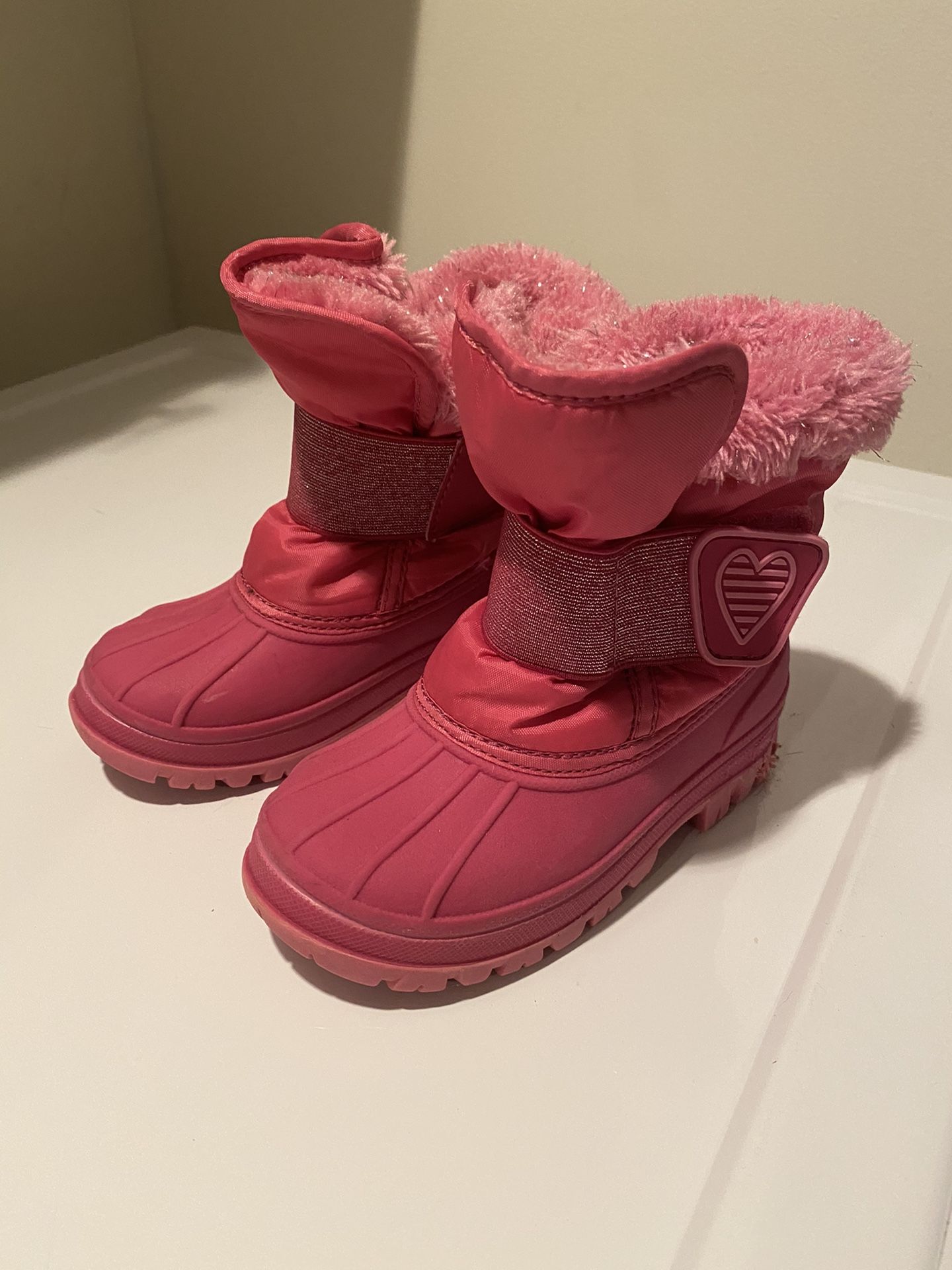 Snow boots - toddler size 9