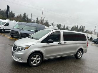 2016 Mercedes-Benz Metris Passenger