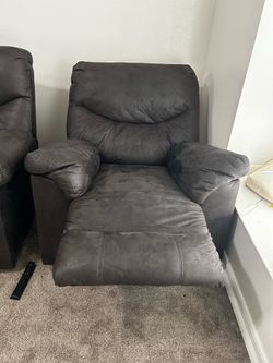 Ashley 3-Piece Reclining Living Room Set