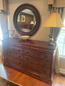 5 piece Ethan Allen King bedroom set