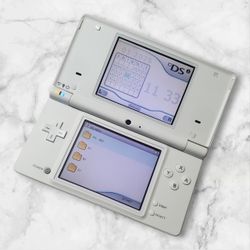 Nintendo DSi White Console