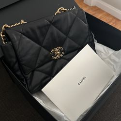 Chanel Lambskin Purse