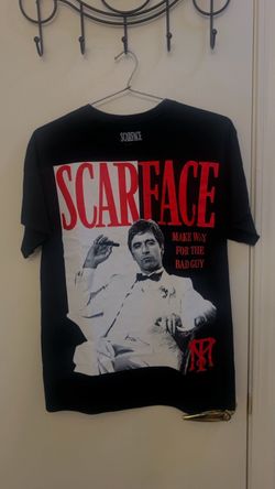 Title: Scarface Graphic T-Shirt – Black – Men’s Medium