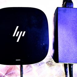 HP  USB  DOCKING  STATION