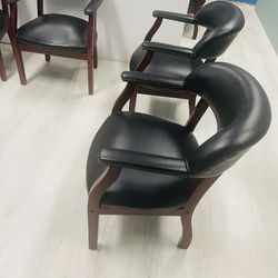 7 Office Chairs Thumbnail