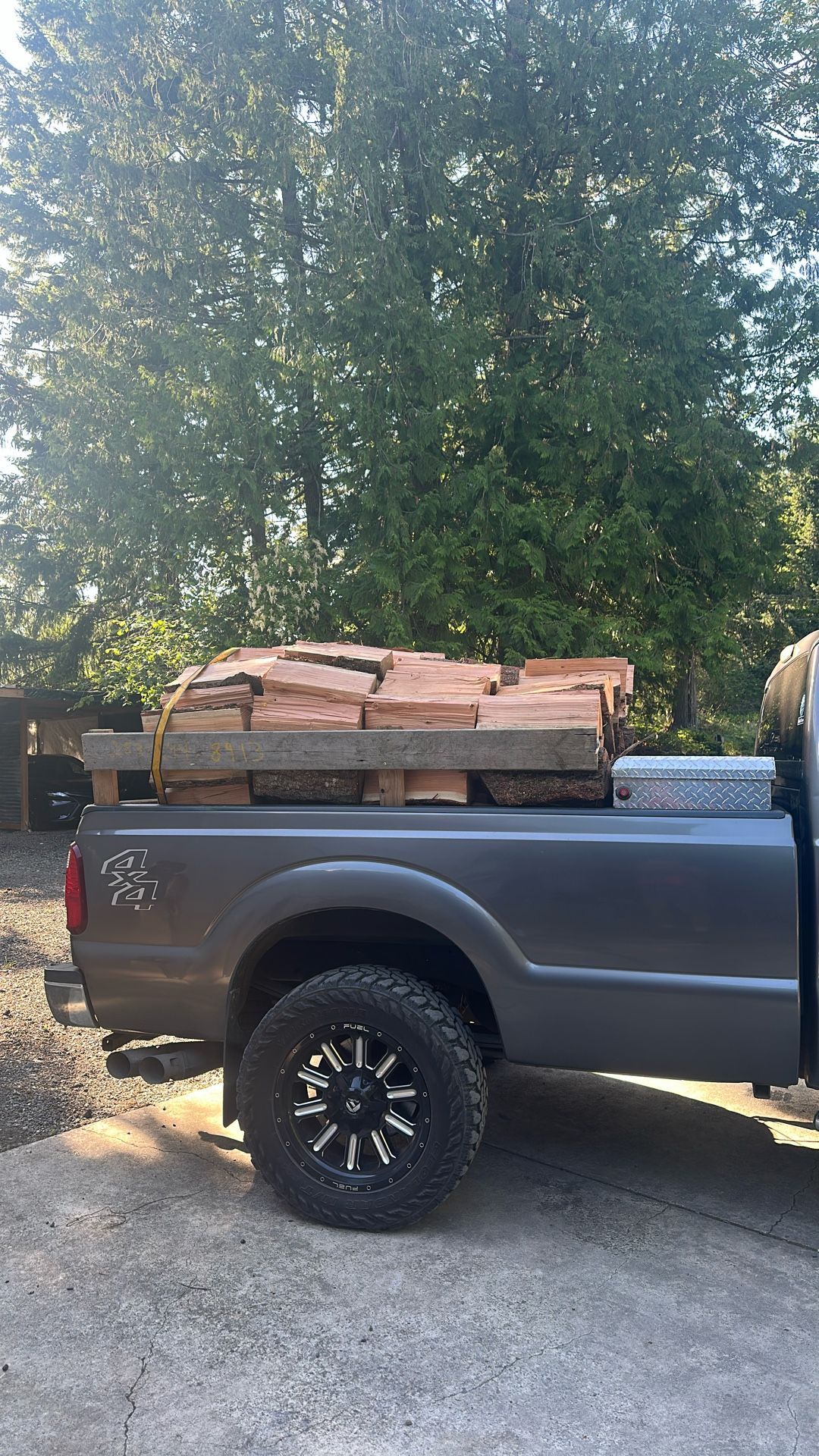 Dry fir 3/4 cord, clean excellent wood