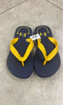 Old Navy Boy’s Flip Flop Sandals, Size 12-13, 5-6