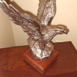 Vintage Brass Eagle Figurine,..Made In USA