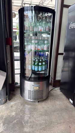 Yukon Commercial Glass Display Refrigerator / Beverage Cooler