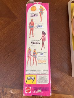 1978 Sun Lovin' Malibu Barbie w/ Accessories for Sale in 1978 Sun Lovin' Malibu Barbie w/ Accessories for Sale in