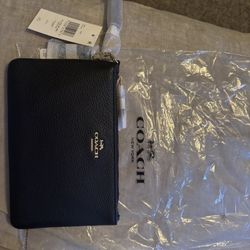 Ladies Coach Clutch Wallet 