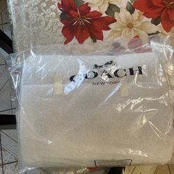 Coach Womens Quilted Pillow Leather Madison Shoulder Bag