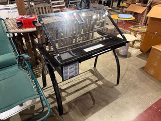 STUDIO DESIGN Futura Craft Station with Black Metal Frame