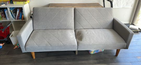 Collapsible futon bed/couch