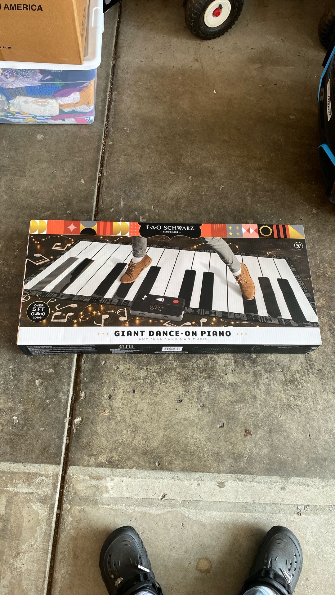 FAO Schwarz Giant Dance On Piano