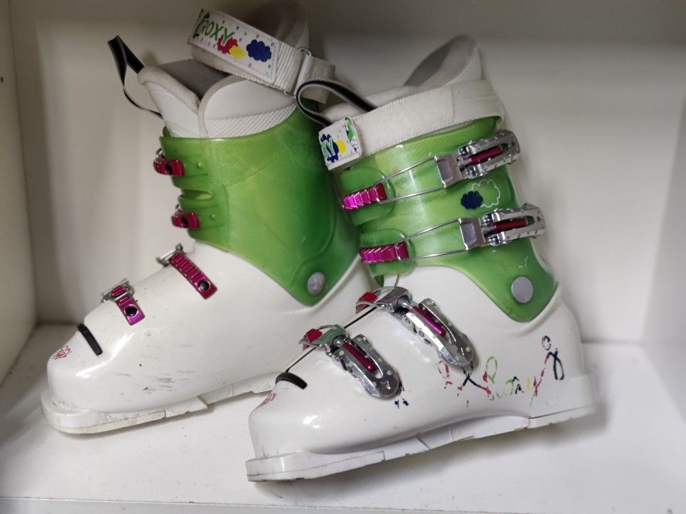 Roxy Ski Boots 24-24.5