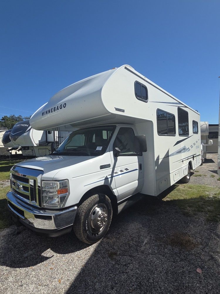 2019 Winnebago Outlook 25j