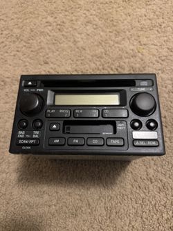 2005 Honda Cr V OEM Stereo (AM/FM, CD Player)
