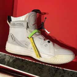 Air Jordan XXXIII “Vast Gray”