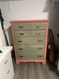 Solid Wood 5 Drawer Dresser