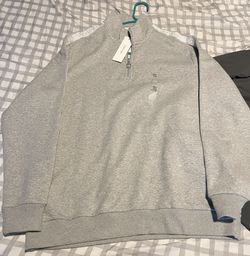 Calvin Klein Sweater
