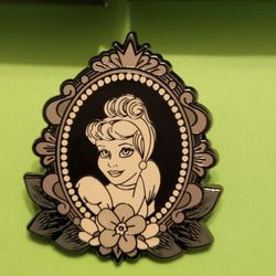 Disney Princess Cinderella Cameo Portrait Enamel Metal Pin Blind Box Series 