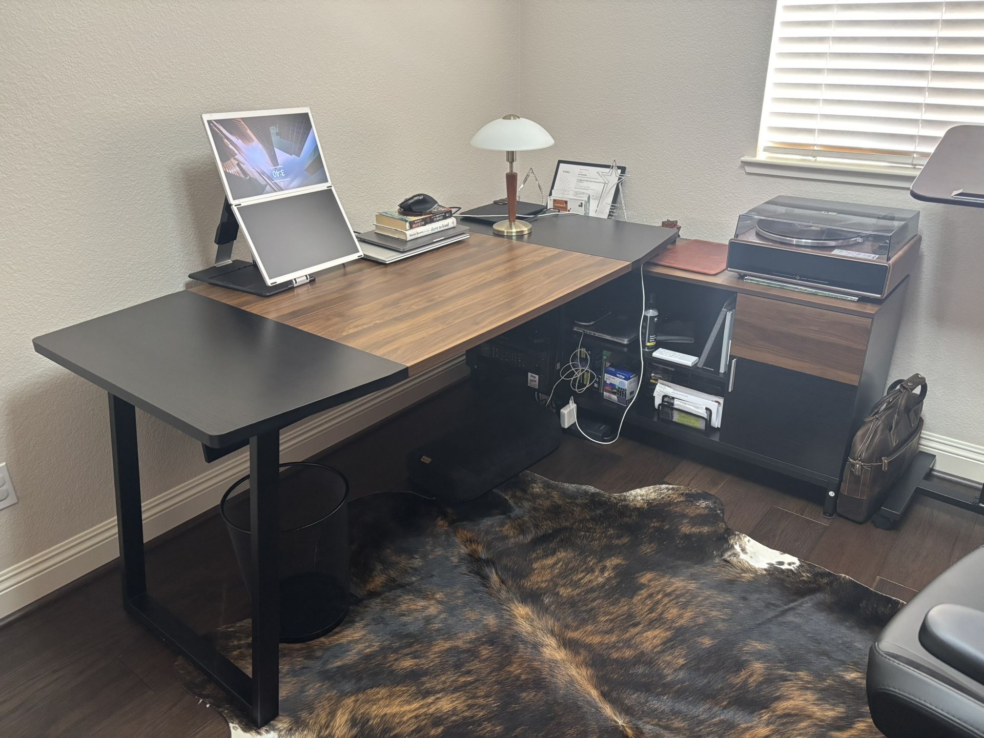 Desk