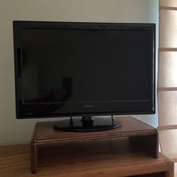 Insignia 24” LCD / TV